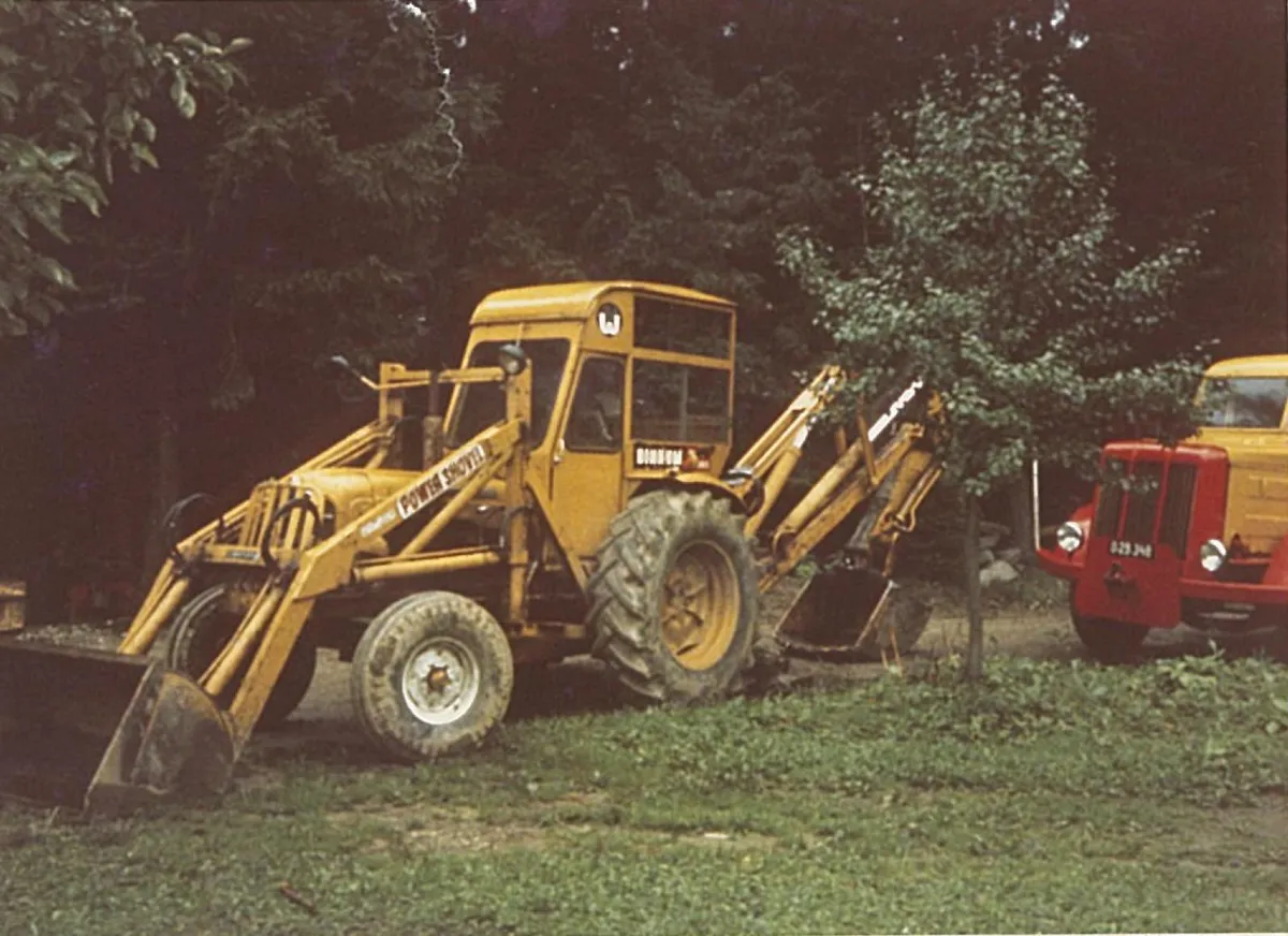 Radbagger Dinkum und Faun LKW, 1962