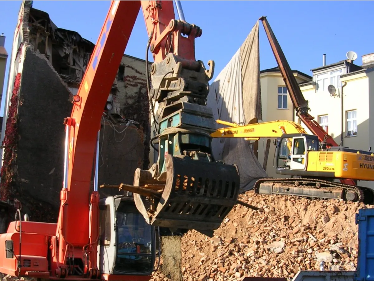 Abbruch des Hotels am Hessenplatz