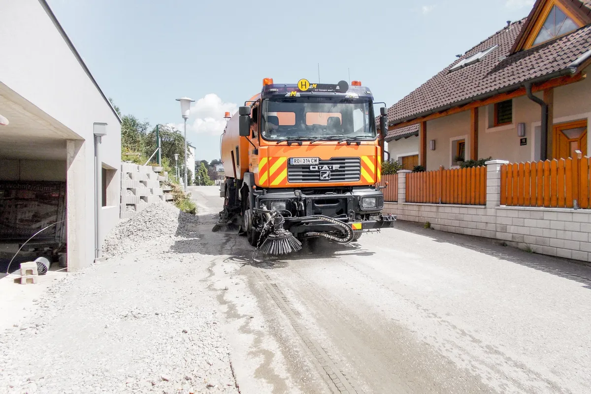 ÖAF mit Hochdruckreinigung