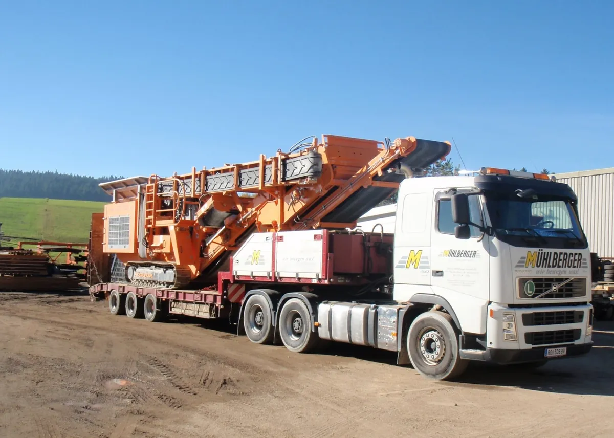 Volvo mit Rubble Master