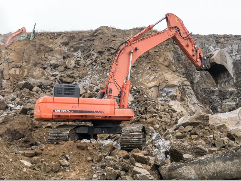 Atzesberg Doosan 530